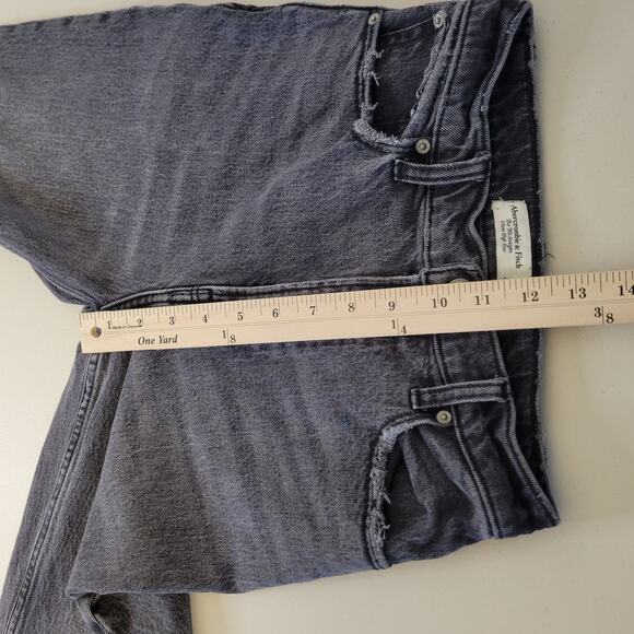 Abercrombie & Fitch Women's Black Straight Leg Jeans - Picture 12 of 14
